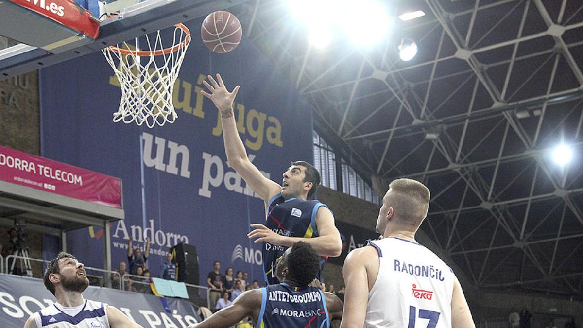 Shermadini, en el 5 ideal