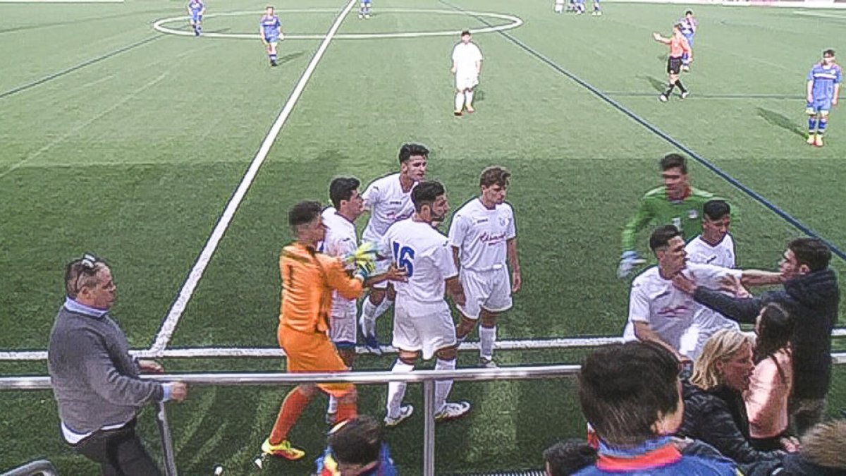 Càstigs per als futbolistes per la baralla de juvenils