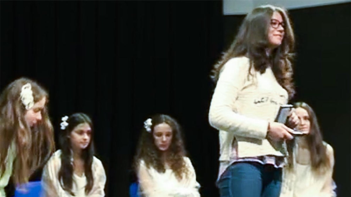 Els Jocs Florals premien una vintena de joveníssims poetes