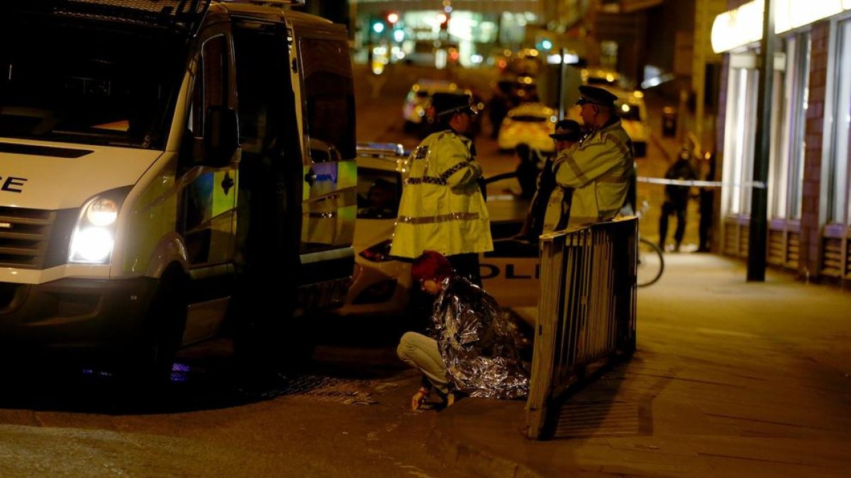 Un atac suïcida deixa 22 morts en un concert d'Ariana Grande a Manchester