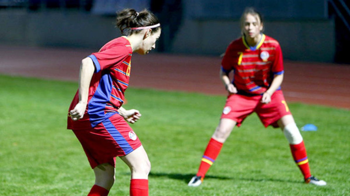 La selecció femenina debuta al Premundial, a Lituània