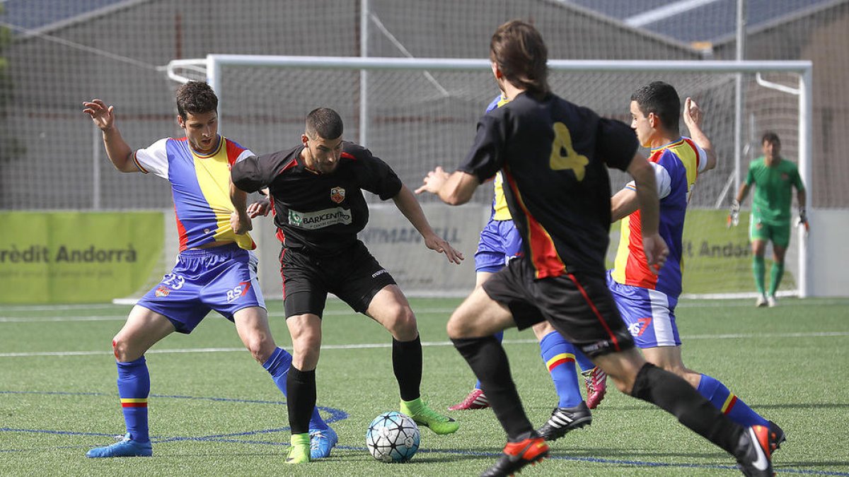 L'FC Andorra posa a disposició un bus per al partit a Sants