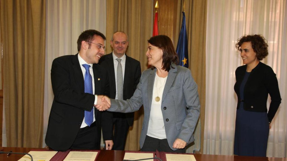 Andorra i Espanya signen un acord en matèria de medicaments, productes sanitaris i cosmètics