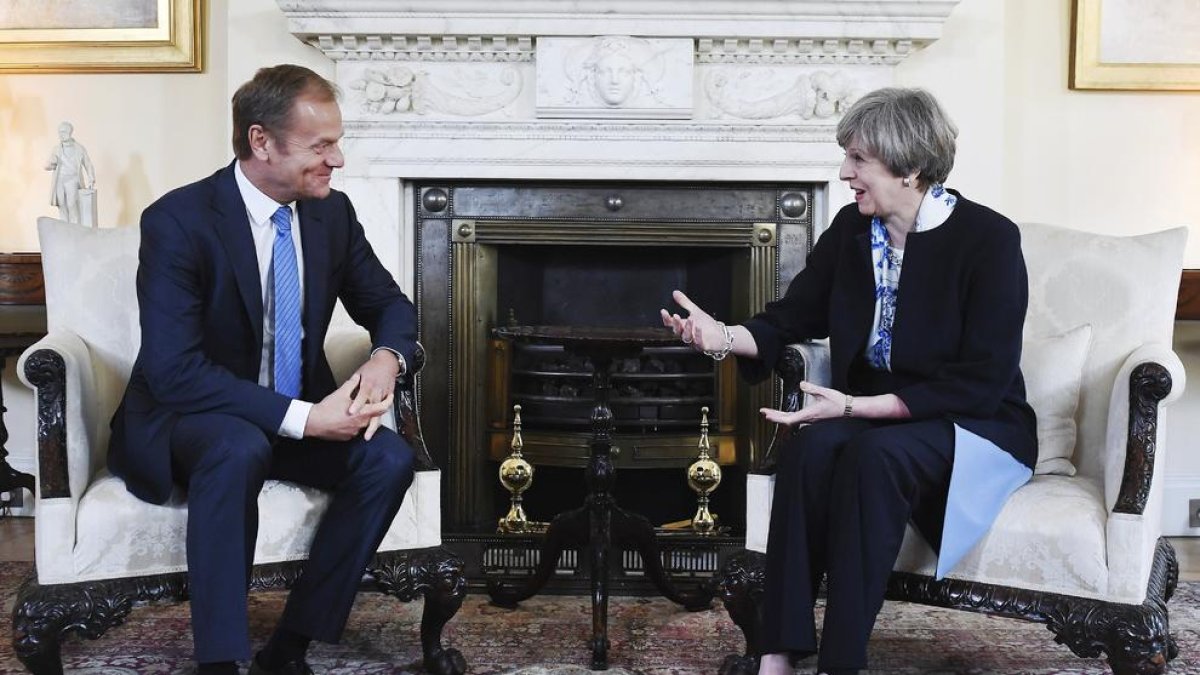 May avisa a Tusk que la sobirania de Gibraltar no és negociable