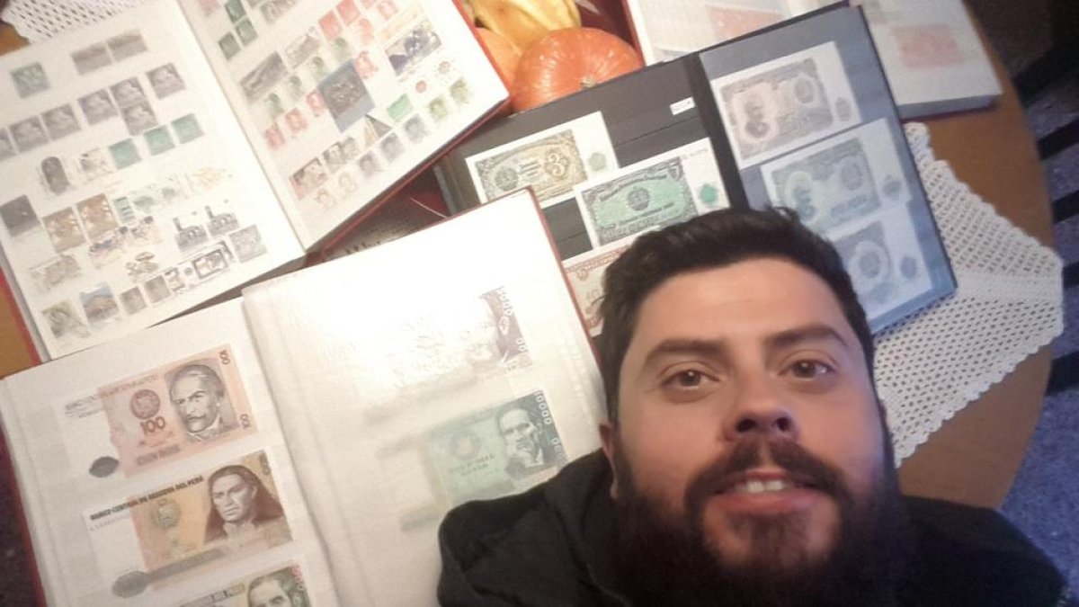 Un col·leccionista empedreït: còmics, monedes i segells
