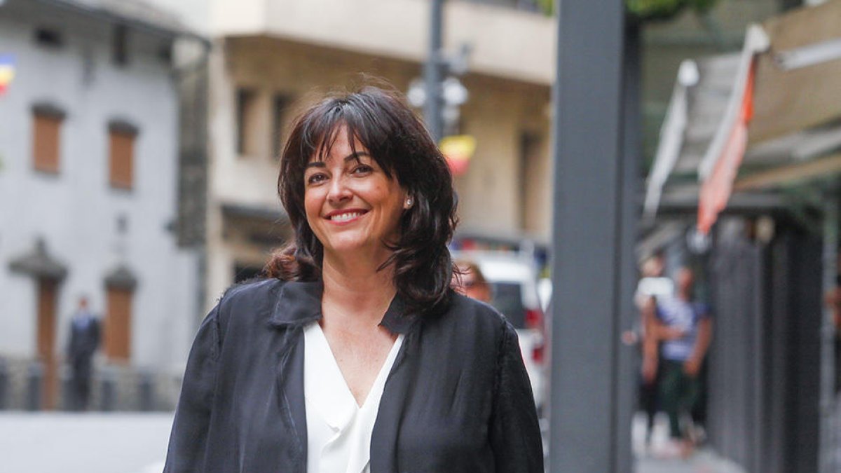 Tres associacions de comerciants volen unir-se per apujar les vendes