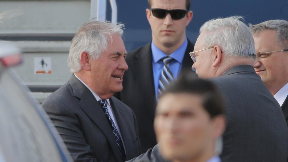 Tillerson arriba a Moscou amb un ultimàtum per a Putin a Síria