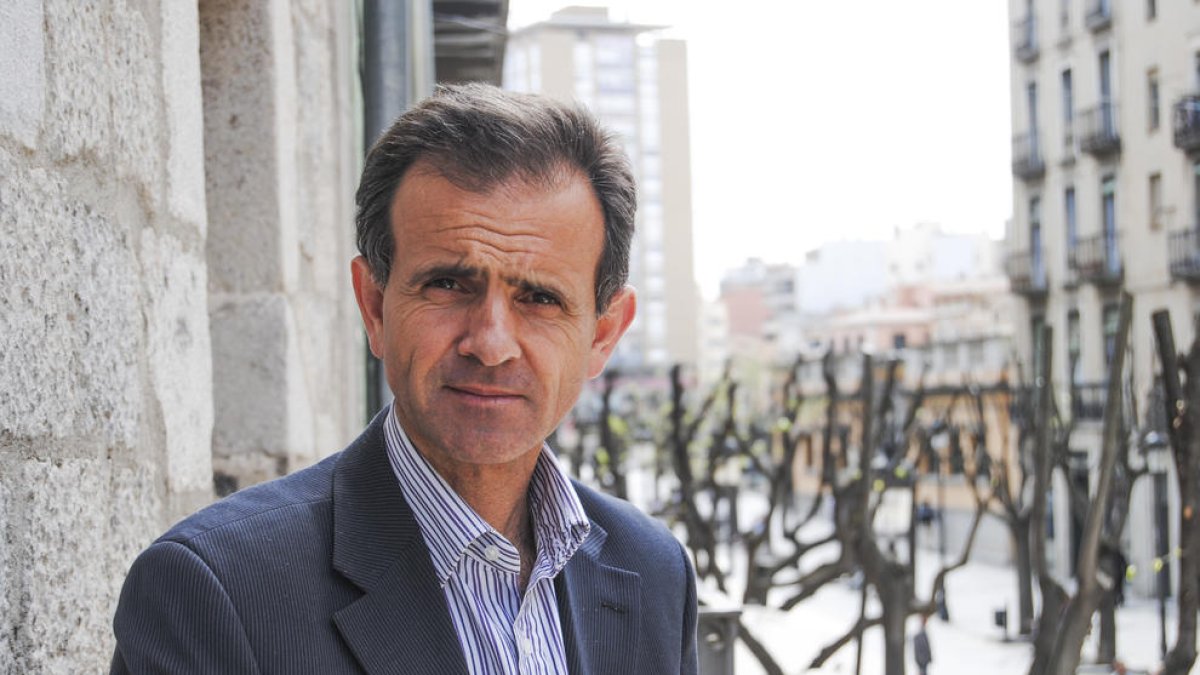 “Els governs han de fomentar l'accés a la informació pública”