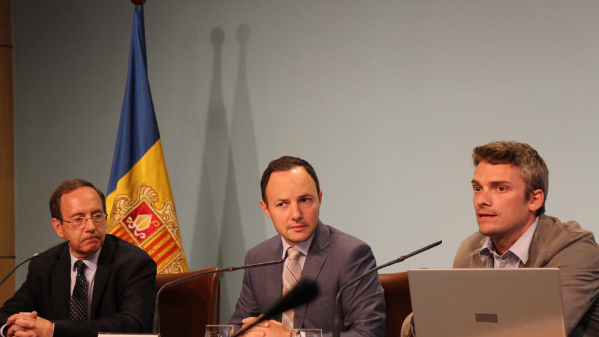 El Govern vol reduir la xifra de 29 menors que es troben a la Gavernera potenciant les famílies d'acollida