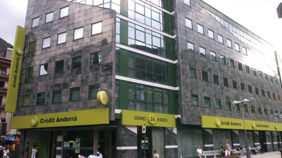 Crèdit Andorrà rep un guardó com a millor entitat de banca privada del país