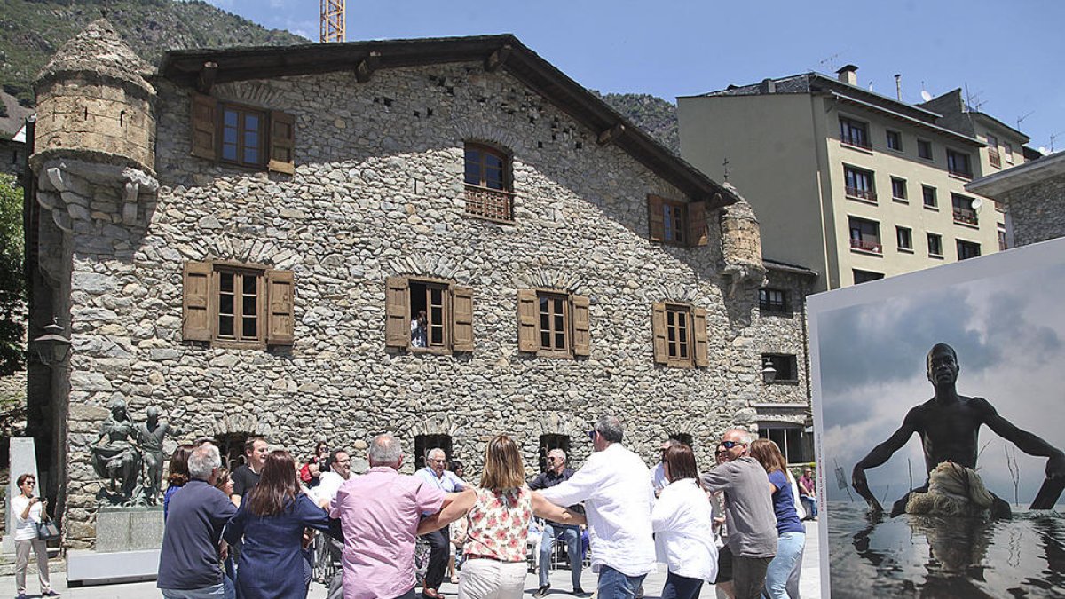 Posen cara al Contrapàs