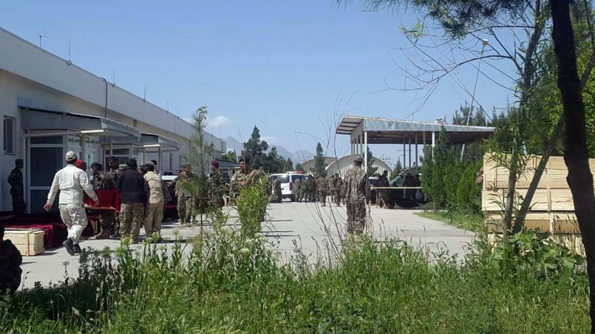 Gairebé 150 morts en un atac talibà a l'Afganistan