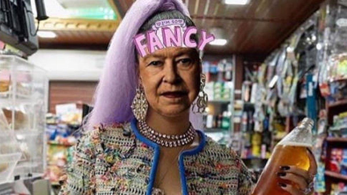 L'homenatge de Rihanna a la reina Isabel II pel seu aniverari