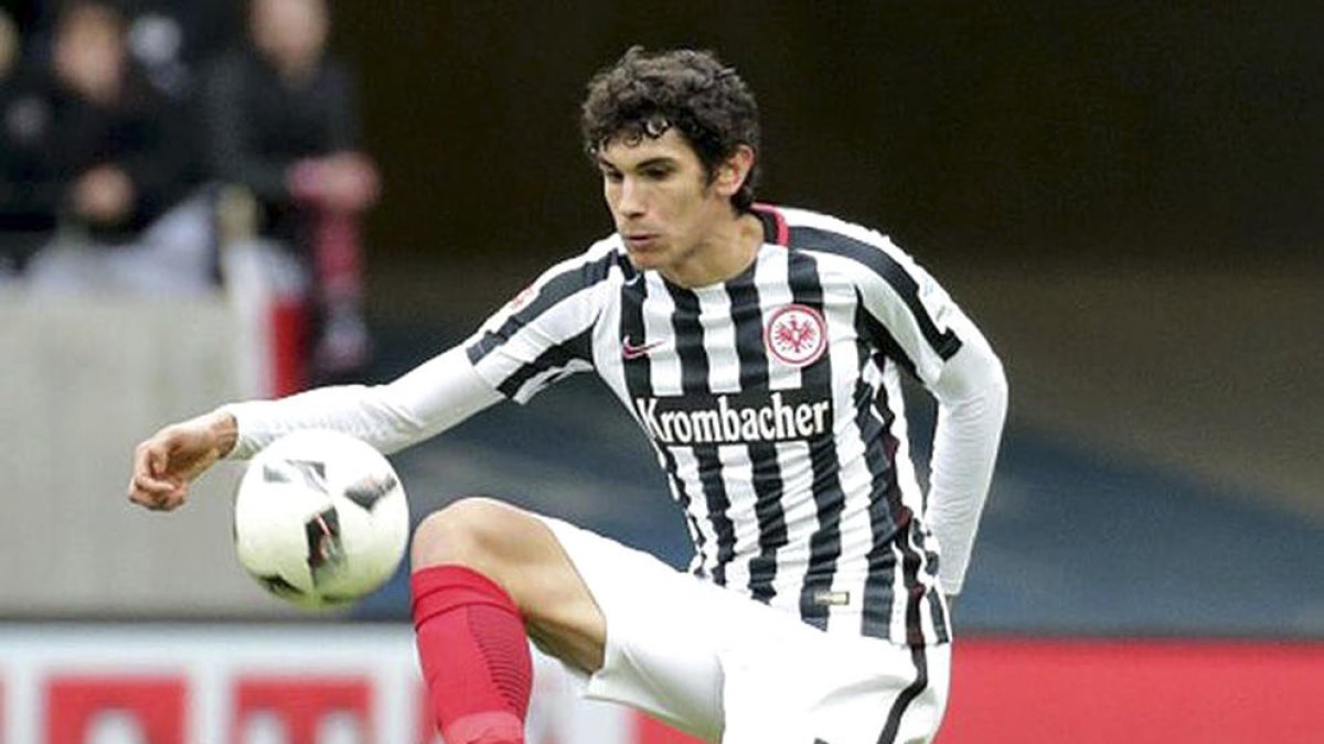 El central Vallejo tornarà al Reial Madrid per cobrir la marxa de Pepe