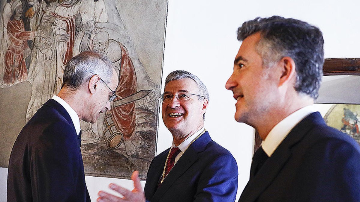 Strzoda expressa el suport de França a les reformes que du a terme el Principat