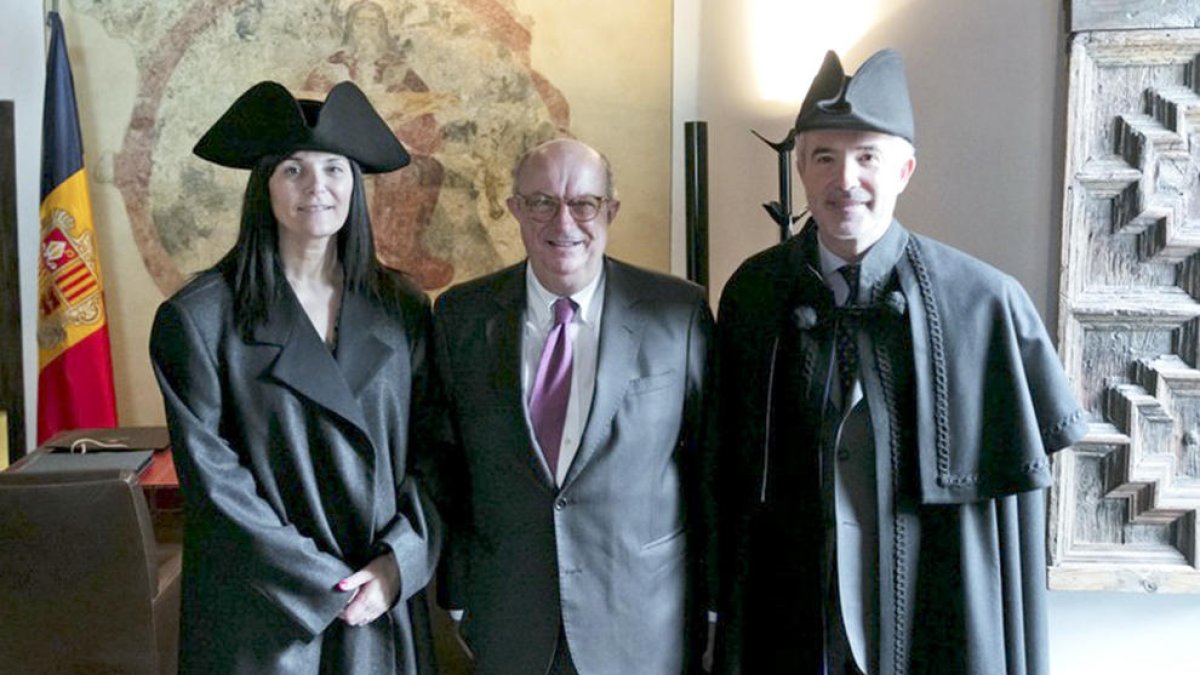 L'eurodiputat Santiago Fisas visita Casa de la Vall