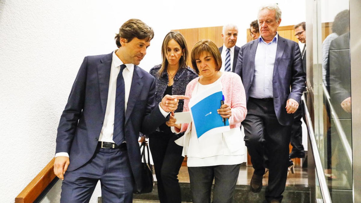 Miguel Pedregal i Trini Marín ahir abans de començar l'assemblea de la Semtee.