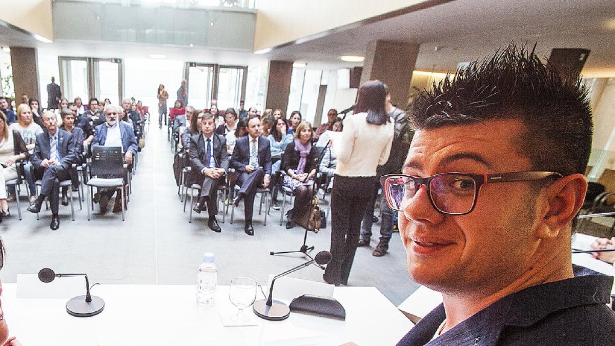 Som com Som vol que la llei d'igualtat deixi canviar el nom als transsexuals