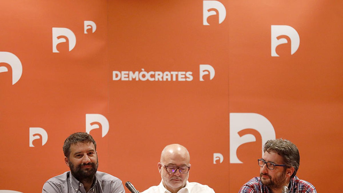 DA augura canvis al vot dels residents per l'acord amb la UE