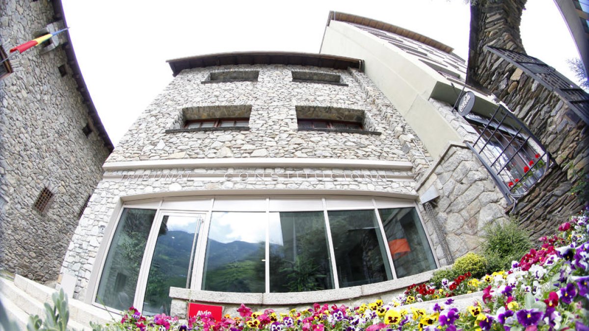 Cinc recursos per a no res