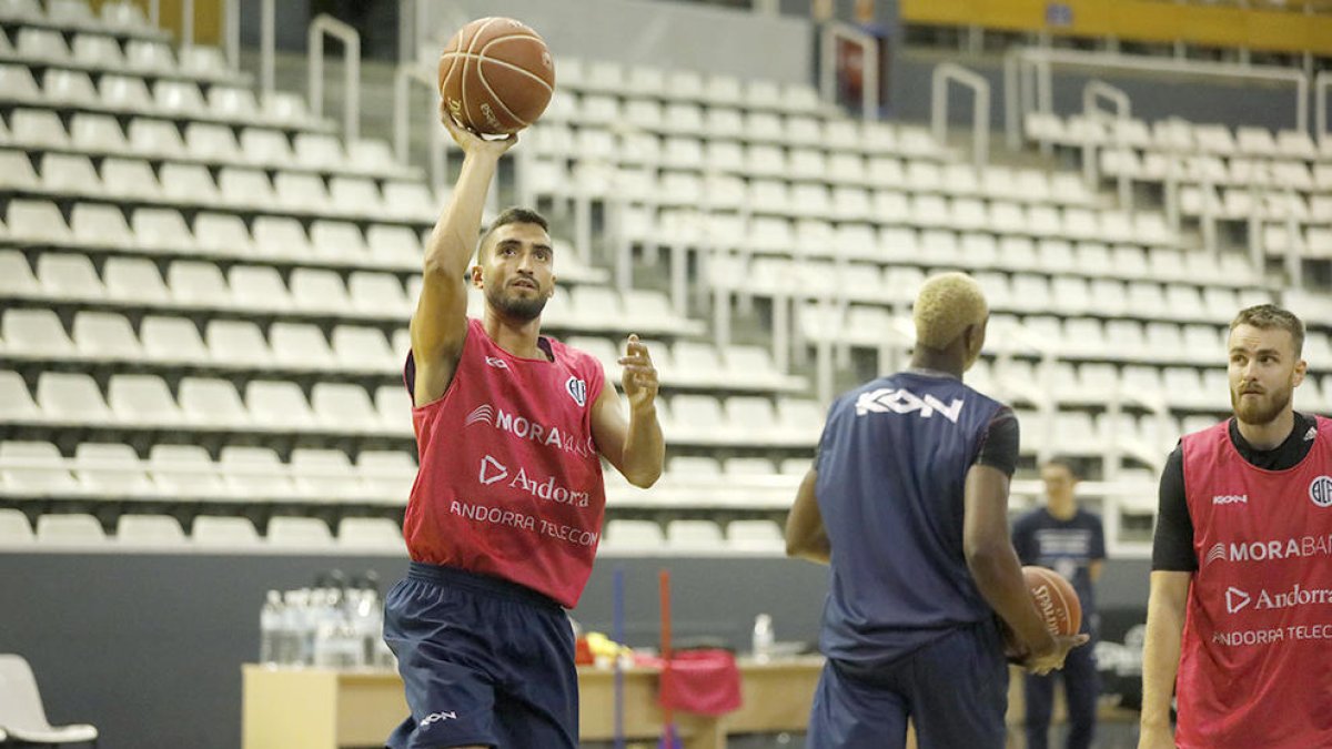 Primer test per al MoraBanc Andorra, davant del 'Fuenla'