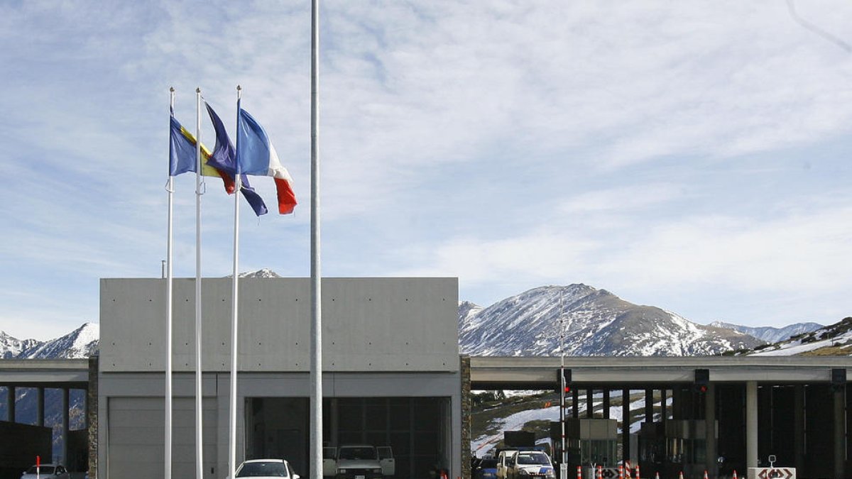 El Govern defensa la lluita  contundent amb el contraban