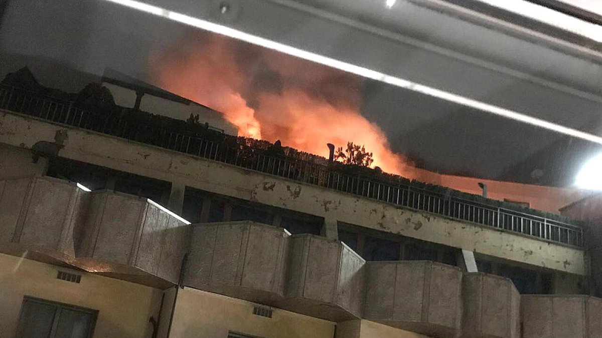 Un incendi a l''spa' obliga a desallotjar 
l'hotel President