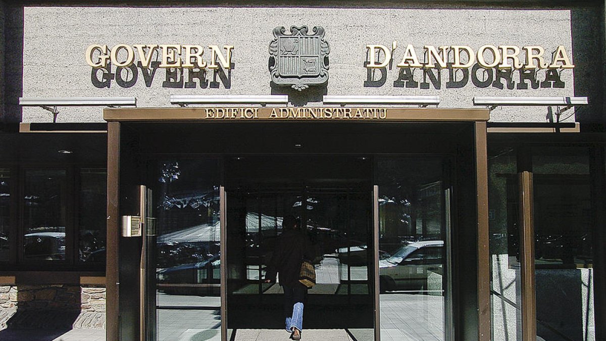 Govern preveu un deute amb els comuns de 1.520 milions fins al 2019