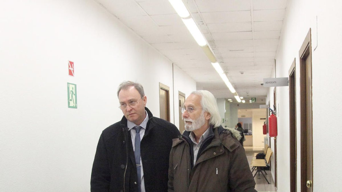 Un any condicional per a Cabot pel cas
de les contrasenyes