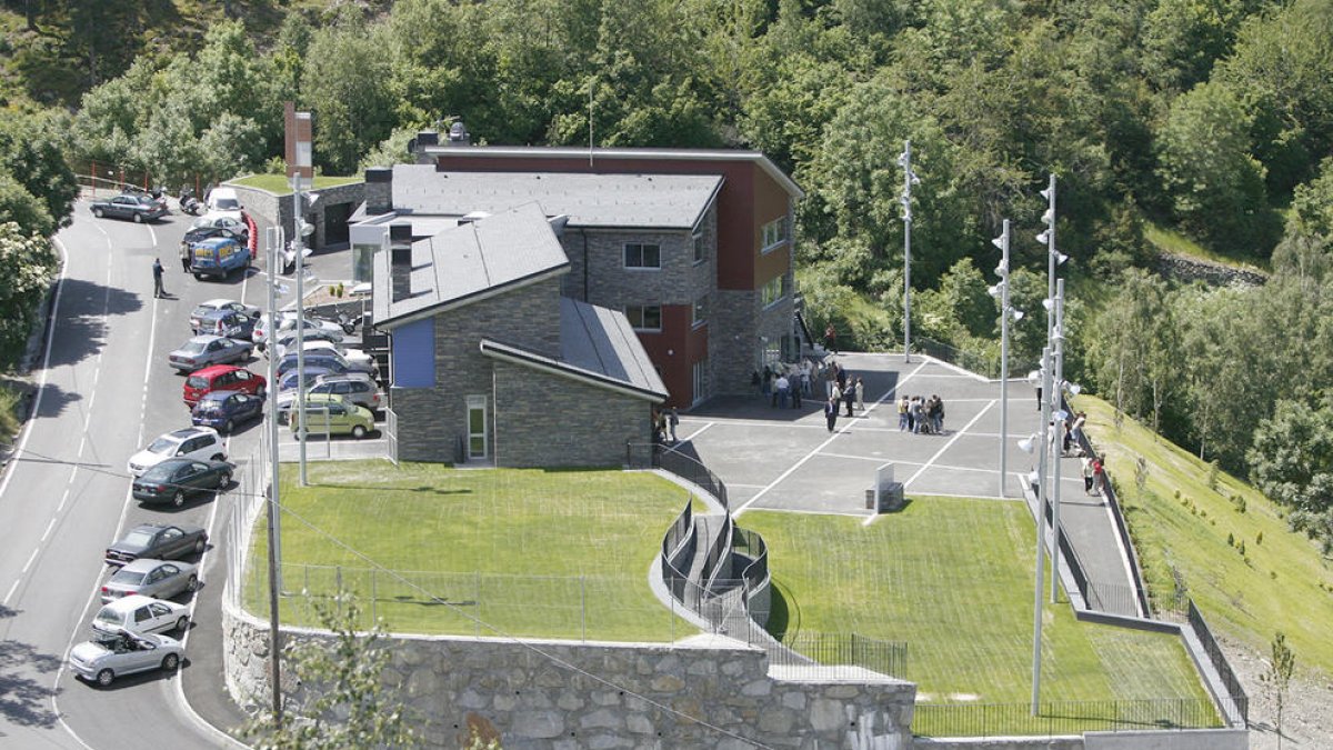 El comú cedeix l'alberg de la Comella per a la formació d'agents de policia