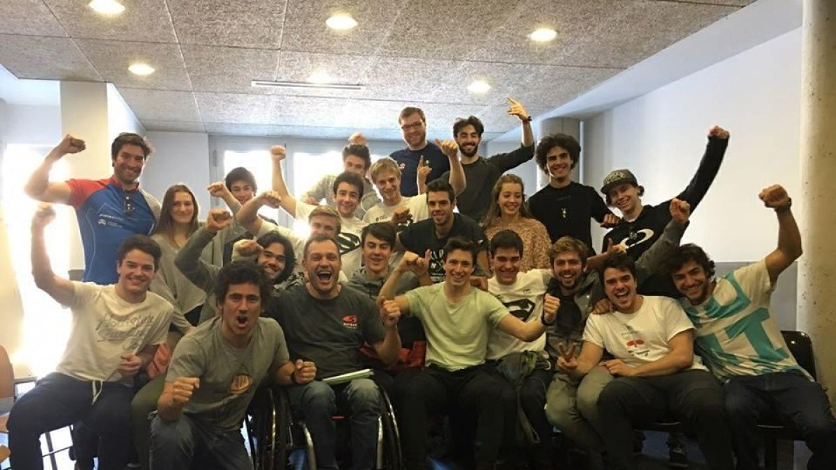 Xerrada d'Albert Llovera als esquiadors