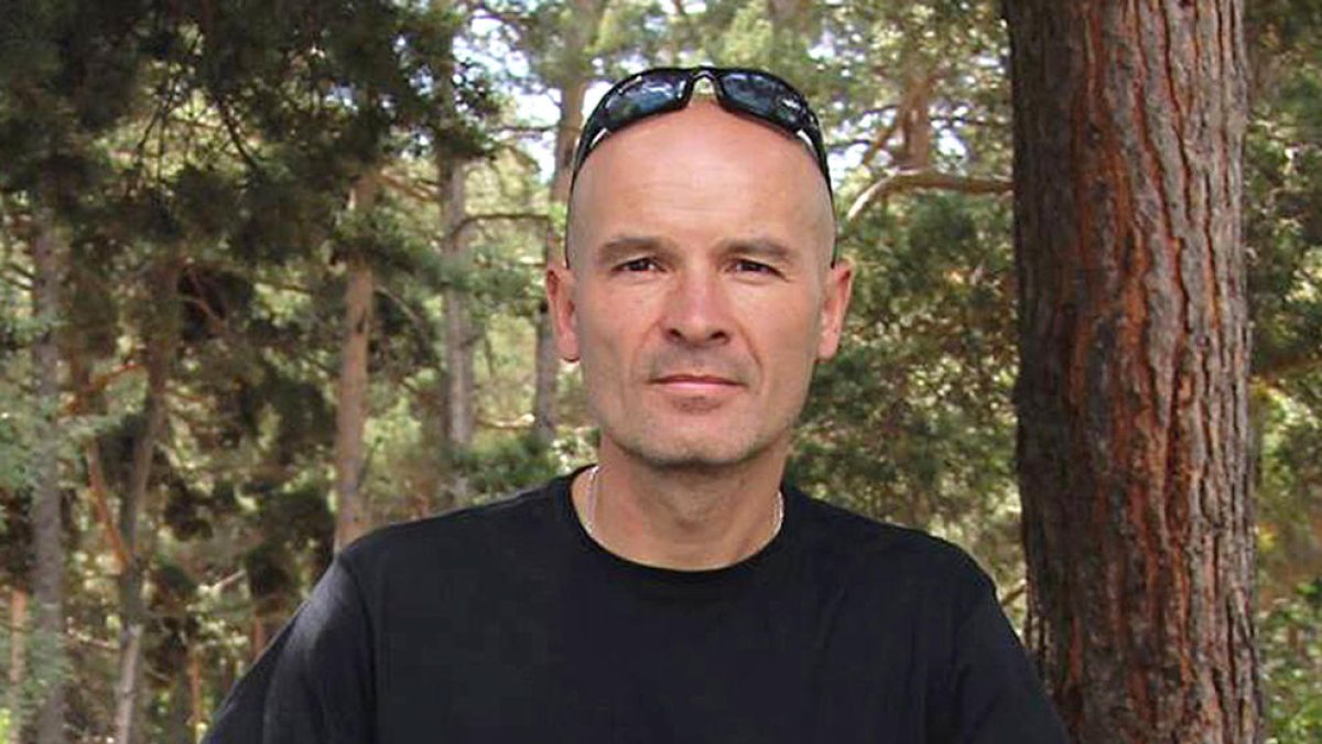 “Fotografio molts ulls i mans, és on hi ha la vida”