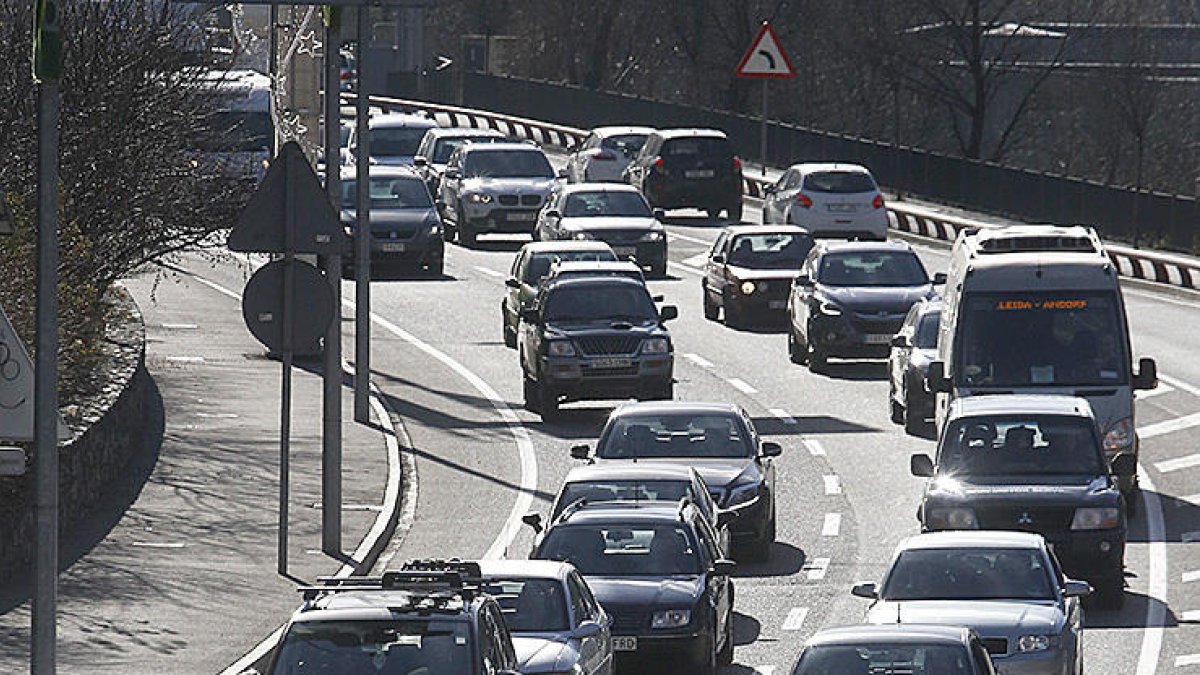 L'entrada de vehicles a l'agost puja un 11,8% respecte l'any passat