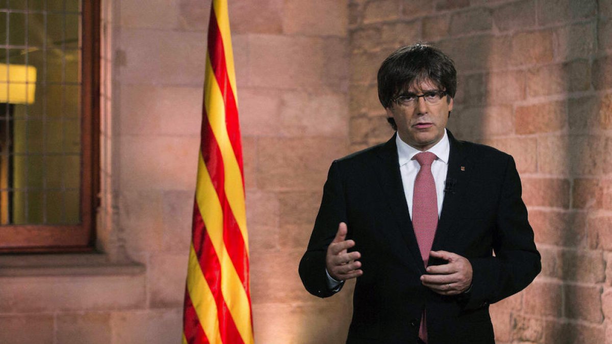 Puigdemont diu que sols el Parlament pot inhabilitar-lo