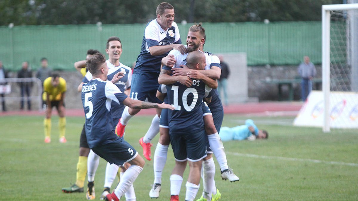 Un golàs de Moi posa color a la Supercopa