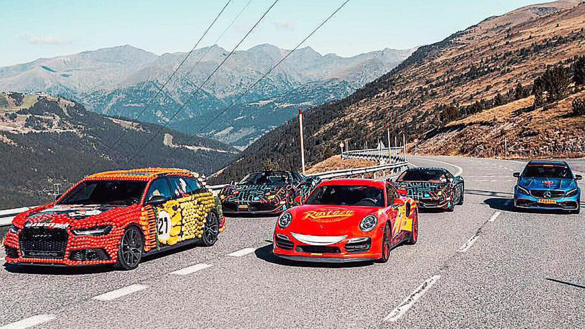'Autos bojos'  de milionaris per Andorra
