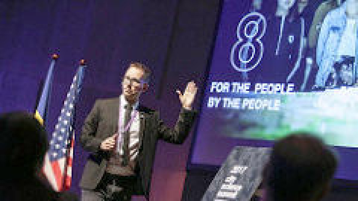 230 experts en innovació debaten sobre mobilitat i transició energètica