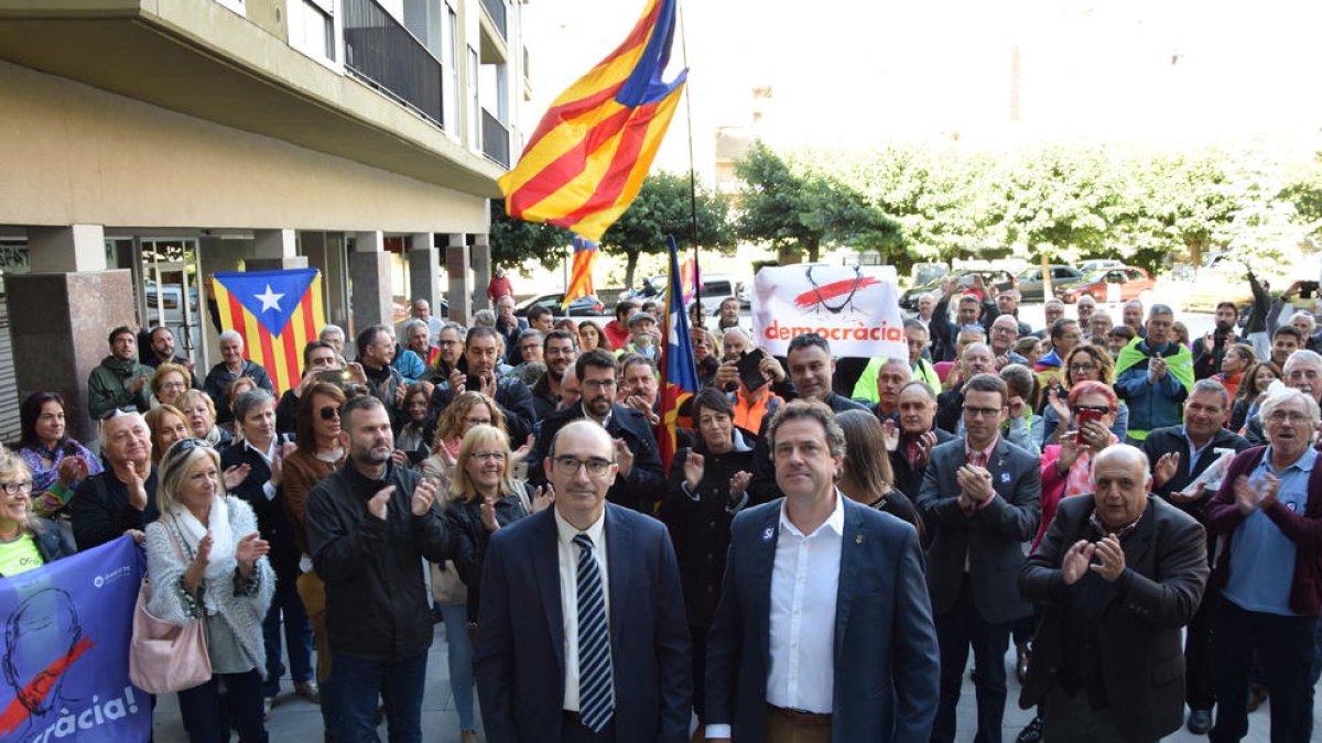 Els primers alcaldes citats per l'1-O s'acullen al dret a no declarar