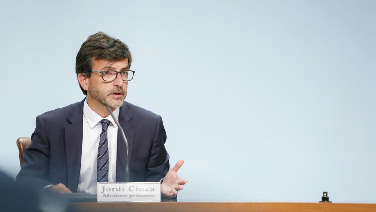 Els funcionaris no podran escollir com compensen les hores extres