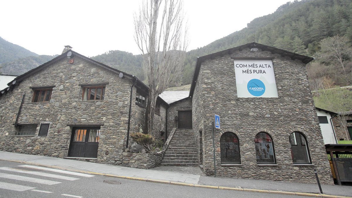 Aigua d'Arinsal salda tots els deutes i la Batllia n'aixeca la fallida