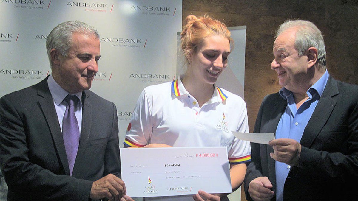 Premi de 4.000 euros a la medallista Léa Adam