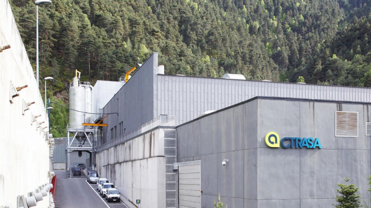 Denúncia d'Apapma perquè s'investigui si hi va haver delicte al forn