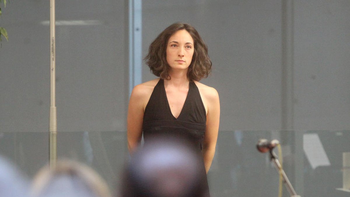 Emma Regada vol fer una 'performance' per la pau
