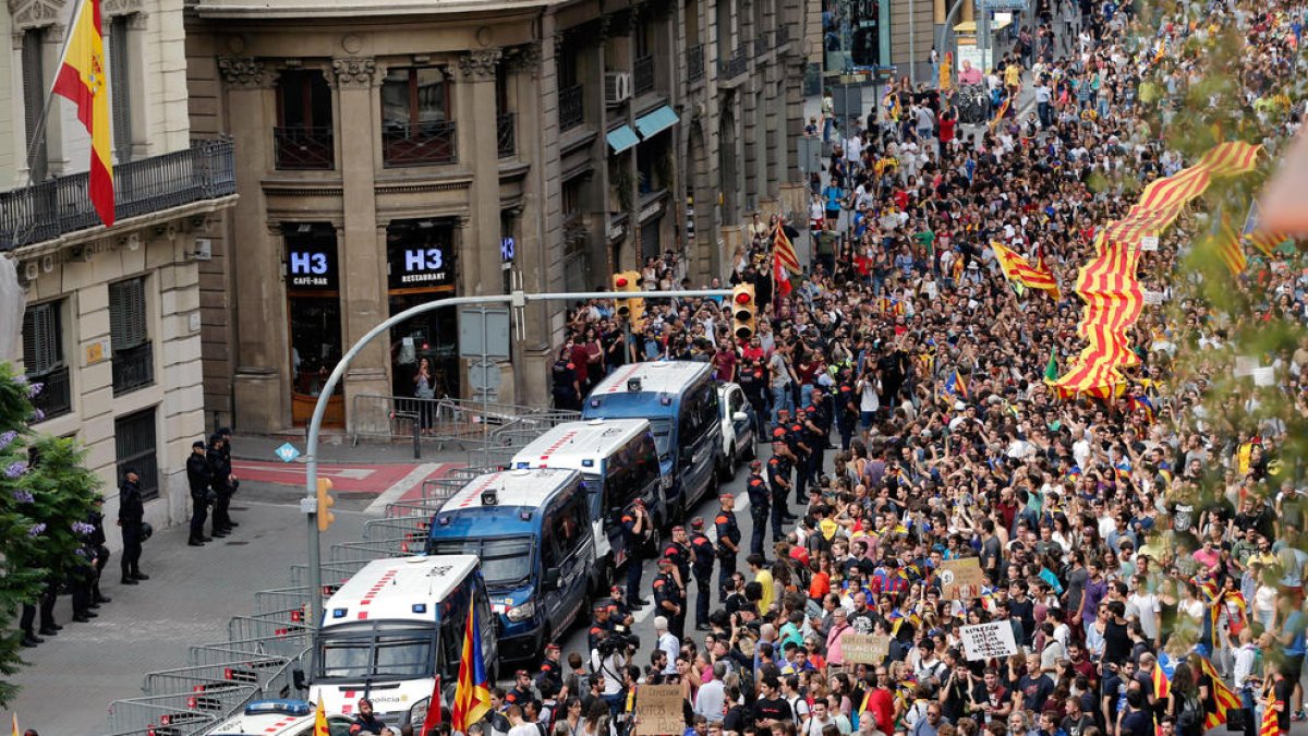 Manifestacions massives contra la repressió