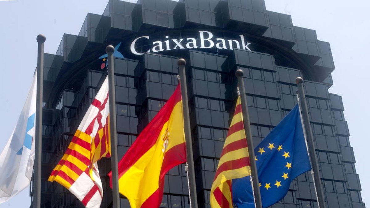 CaixaBank trasllada la seu social a València i Gas Natural, a Madrid