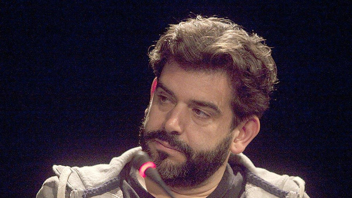 “El morbo de desenvolupar la part fosca em repta com a escriptor”
