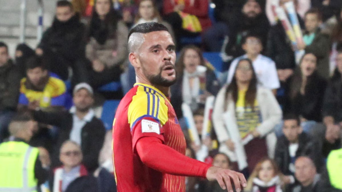 Vales deixa la llista de la selecció per una lesió a l'isquiotibial i hi entra Ferré