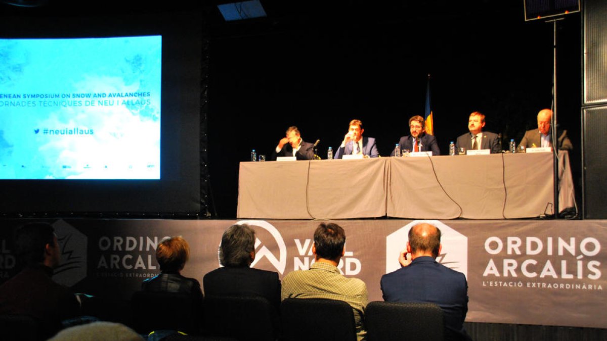 Més risc d'allaus per l'auge de muntanyistes i el canvi climàtic