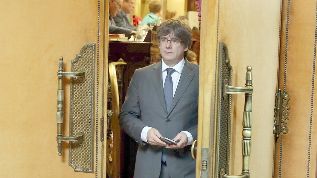 Grans firmes catalanes de l'Ibex 35 traslladen la seu social a Madrid