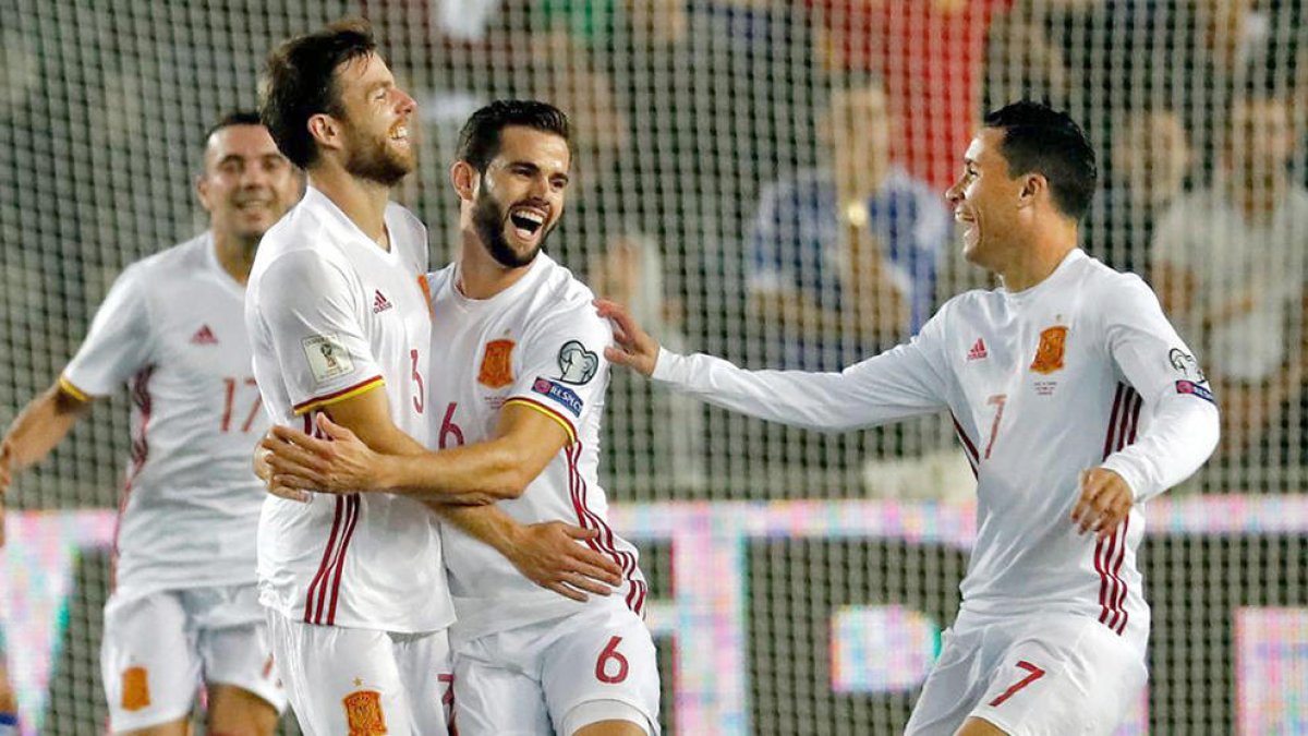 Un golàs d'Illarra posa brillantor al joc d'Espanya